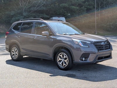 2023 Subaru Forester Premium