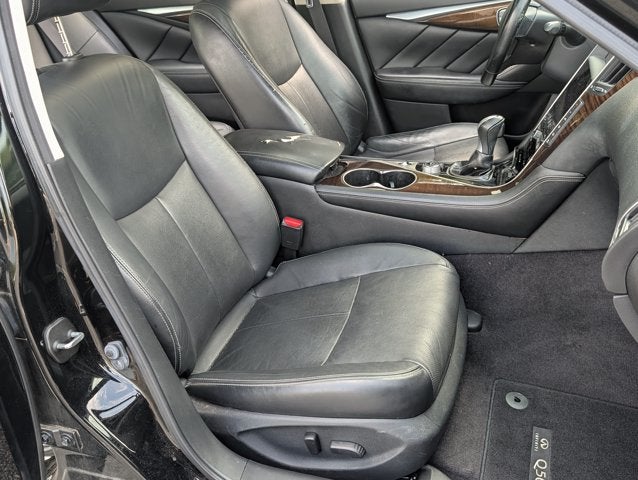 2015 INFINITI Q50 Premium