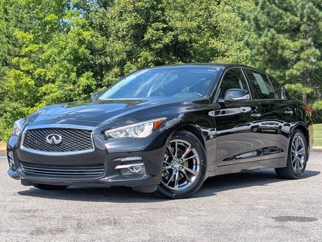 2015 INFINITI Q50 Premium