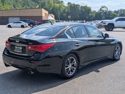 2015 INFINITI Q50 Premium