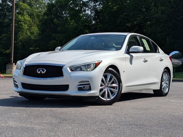 2015 INFINITI Q50 Premium