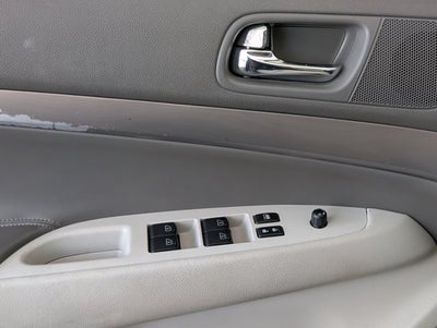 2012 INFINITI G25 Sedan Journey