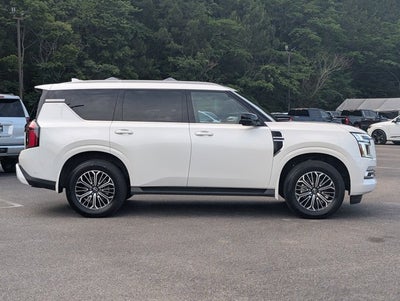2025 Nissan Armada SL