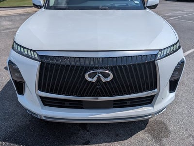 2025 INFINITI QX80 LUXE