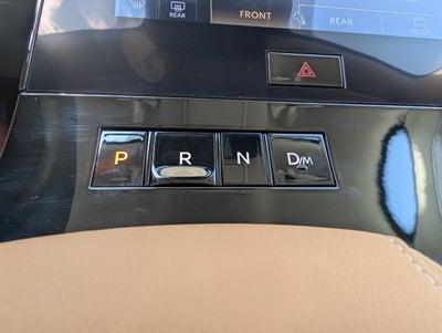 2025 INFINITI QX80 LUXE