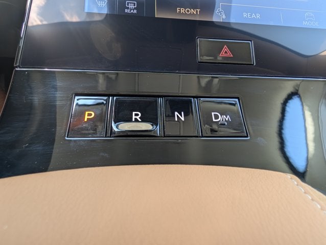 2025 INFINITI QX80 LUXE