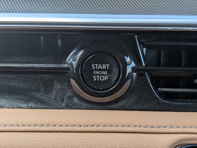 2025 INFINITI QX80 LUXE