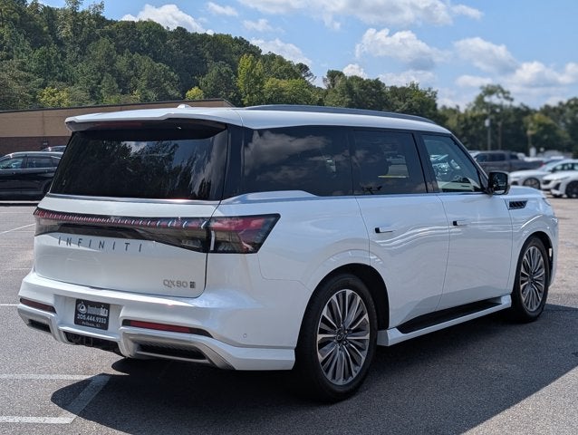 2025 INFINITI QX80 LUXE
