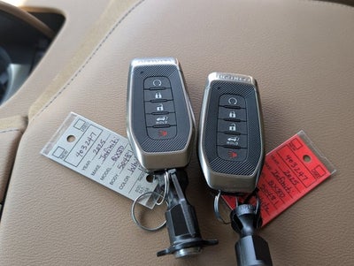 2025 INFINITI QX80 SENSORY