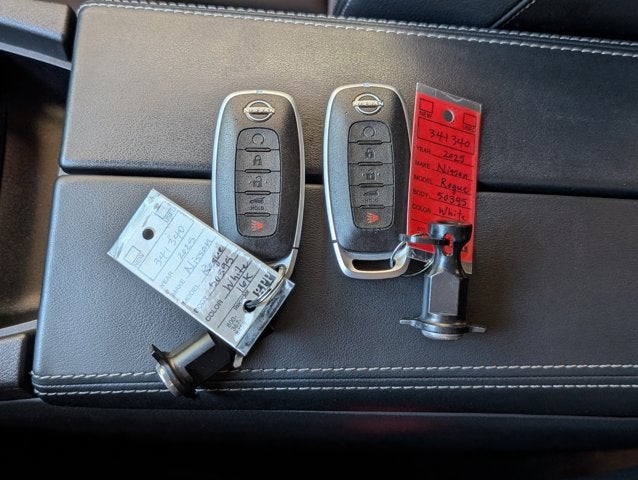 2025 Nissan Rogue SL