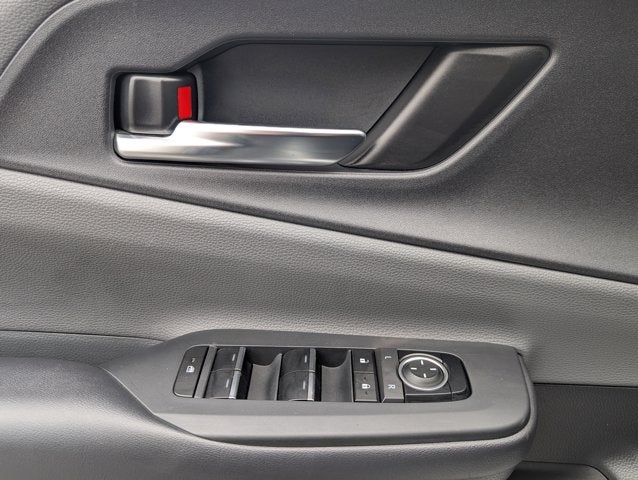 2023 Toyota Prius XLE