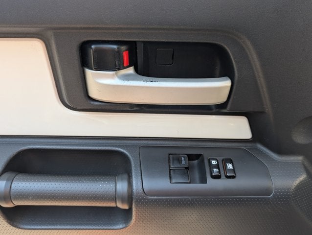2014 Toyota FJ Cruiser 4WD 4dr Man (Natl)