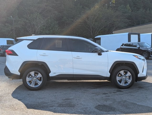 2025 Toyota RAV4 Hybrid LE