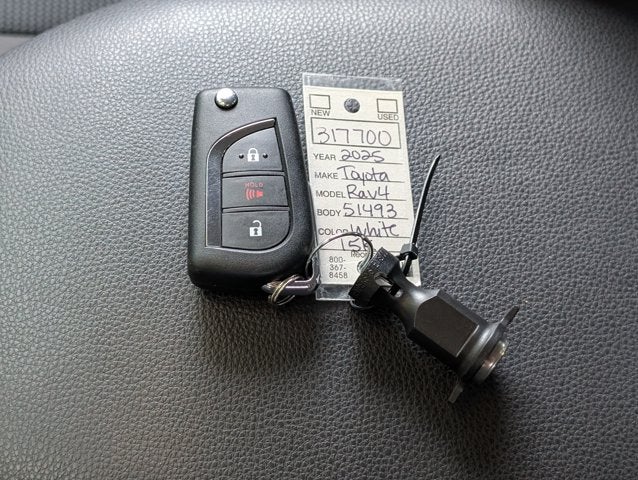 2025 Toyota RAV4 Hybrid LE