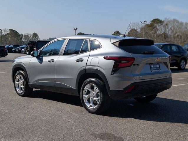 2024 Chevrolet Trax LS