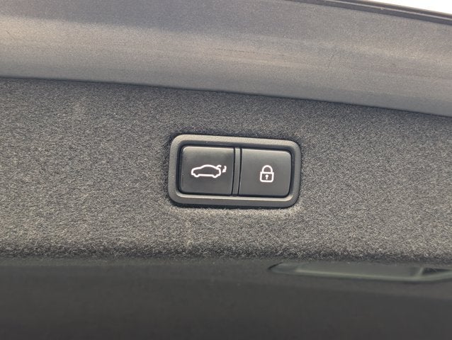 2018 Genesis G90 3.3T Premium