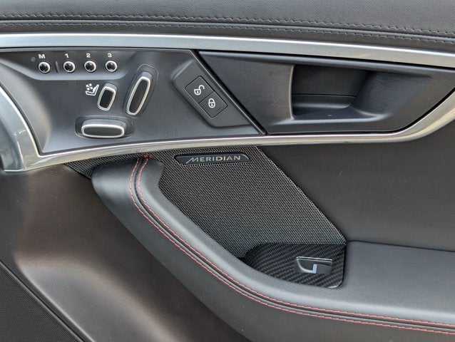 2018 Jaguar F-TYPE R-Dynamic