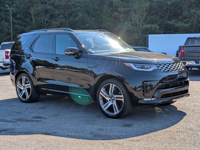 2023 Land Rover Discovery Metropolitan Edition