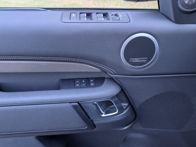2023 Land Rover Discovery Metropolitan Edition