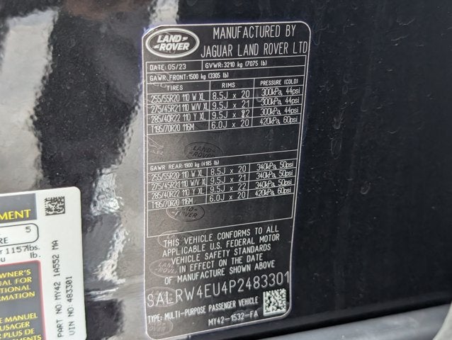 2023 Land Rover Discovery Metropolitan Edition