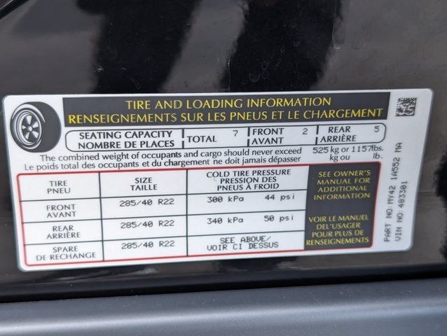 2023 Land Rover Discovery Metropolitan Edition
