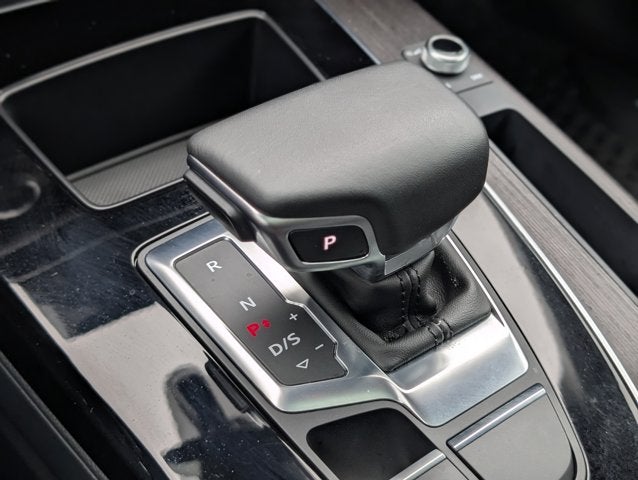 2025 Audi Q5 Premium