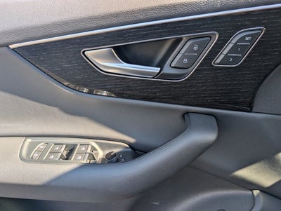 2026 Audi Q7 Premium