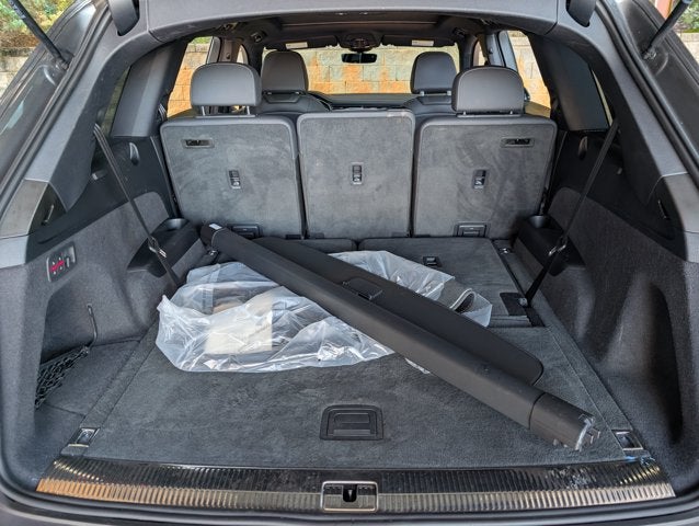 2026 Audi Q7 Premium