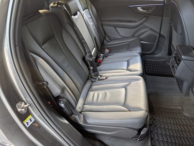 2026 Audi Q7 Premium