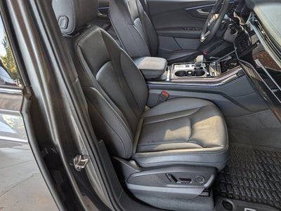 2026 Audi Q7 Premium