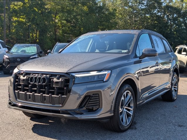 2026 Audi Q7 Premium