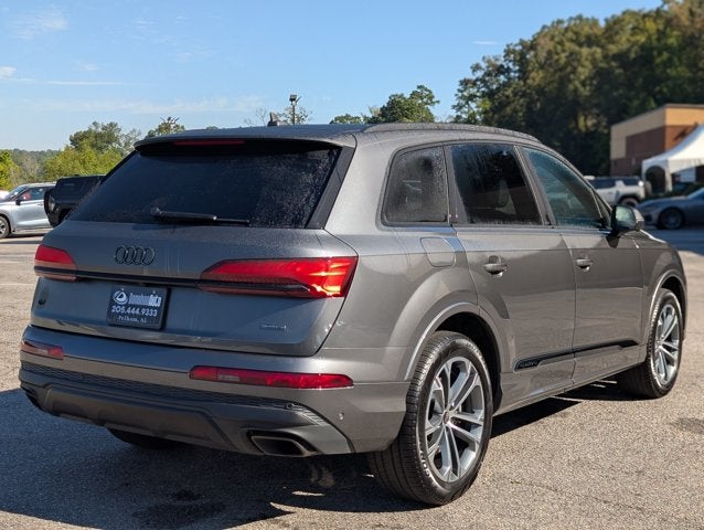 2026 Audi Q7 Premium
