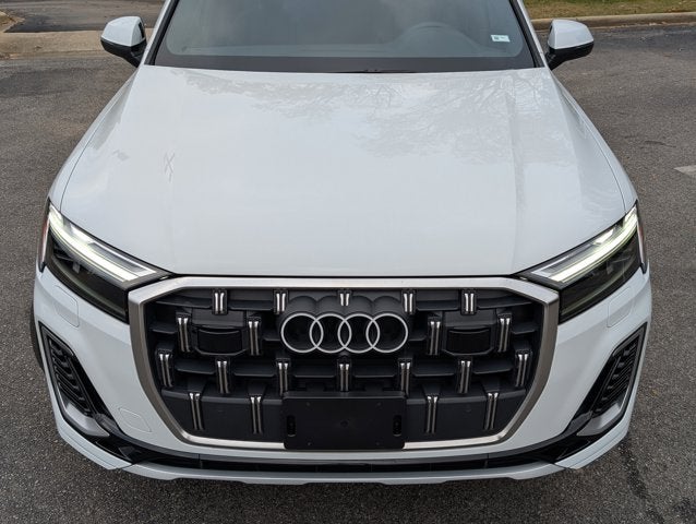 2025 Audi Q7 Premium