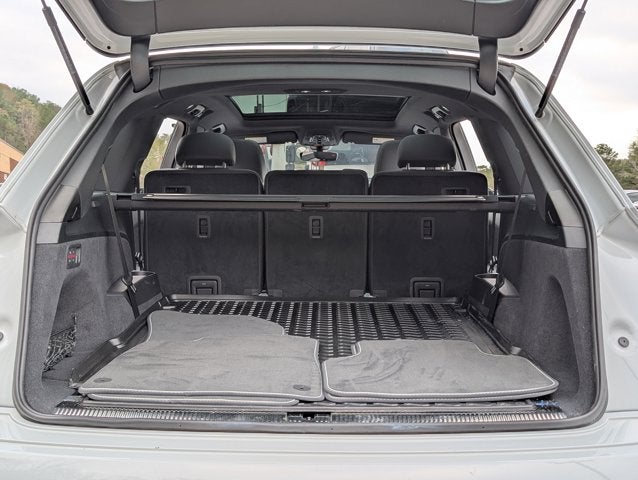 2025 Audi Q7 Premium