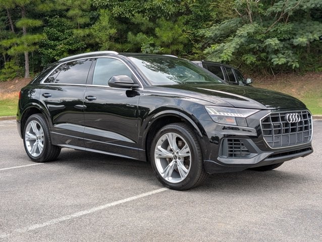 2023 Audi Q8 Premium