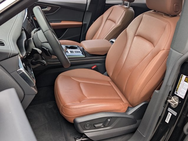 2023 Audi Q8 Premium