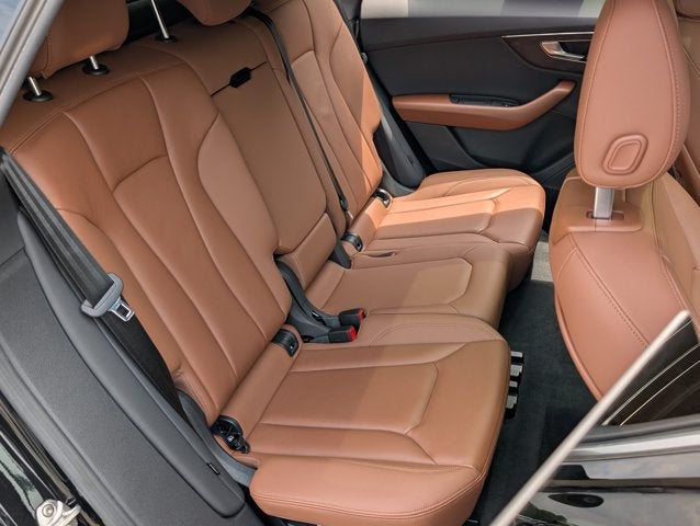 2023 Audi Q8 Premium