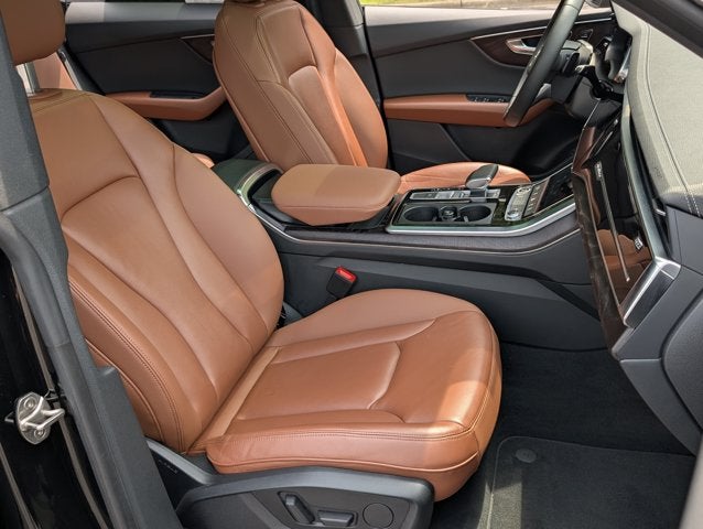 2023 Audi Q8 Premium