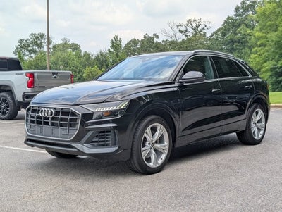 2023 Audi Q8 Premium
