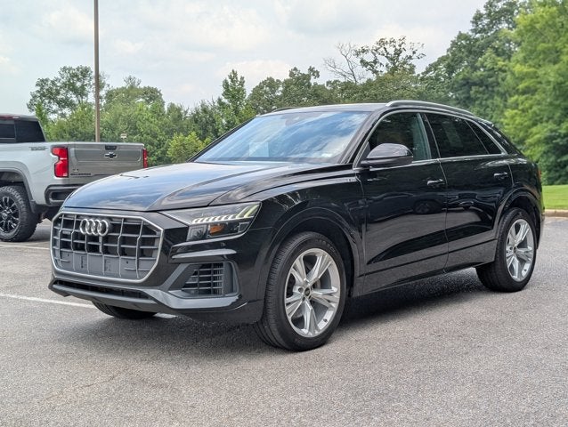 2023 Audi Q8 Premium