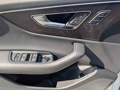 2023 Audi Q8 Premium