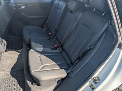 2023 Audi Q8 Premium