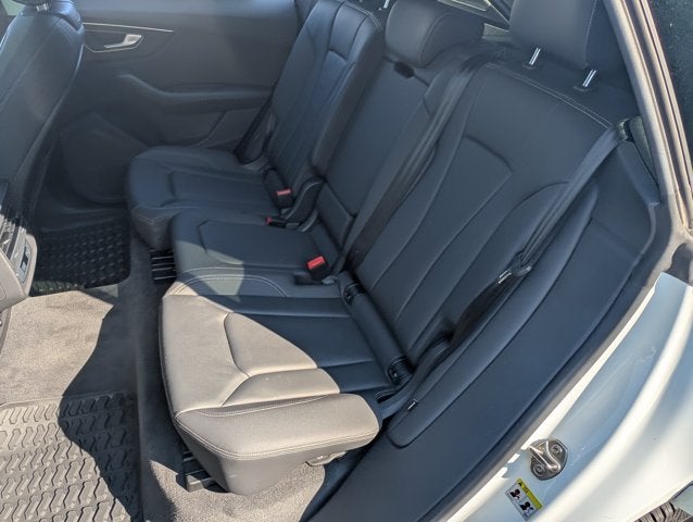 2023 Audi Q8 Premium