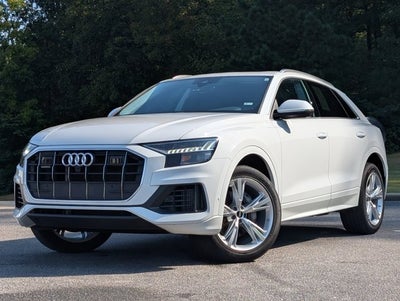 2023 Audi Q8 Premium