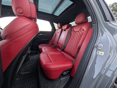 2022 Audi SQ5 Premium Plus
