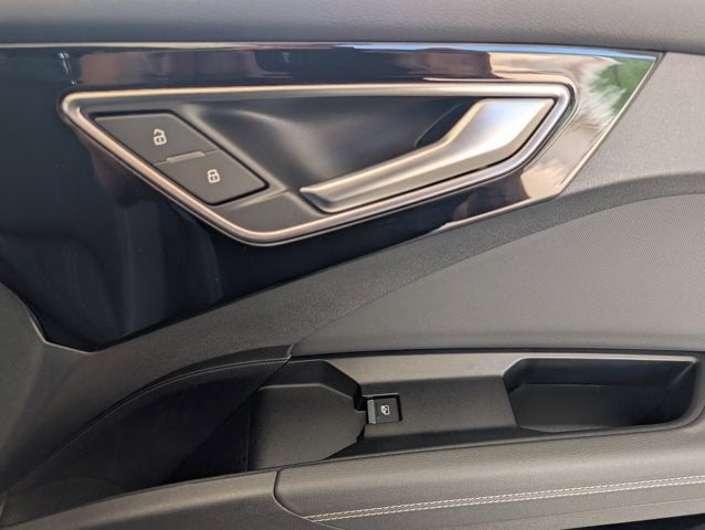 2025 Audi Q4 e-tron Premium Plus