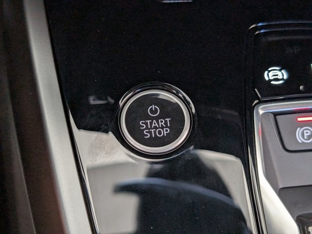 2025 Audi Q4 e-tron Premium Plus