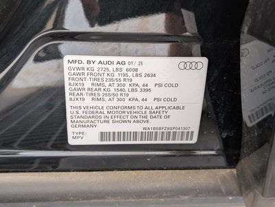 2025 Audi Q4 e-tron Premium Plus