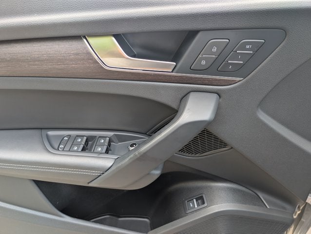 2022 Audi Q5 Premium Plus