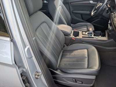 2022 Audi Q5 Premium Plus
